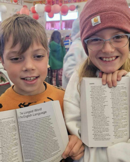 fallon-rotary-dictionary-donation